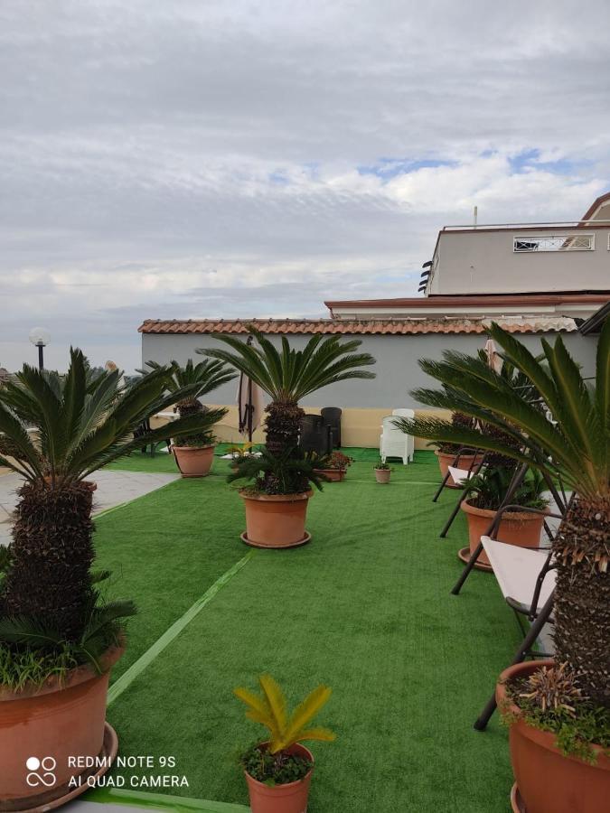 Hotel Stefany Lago Patria Esterno foto