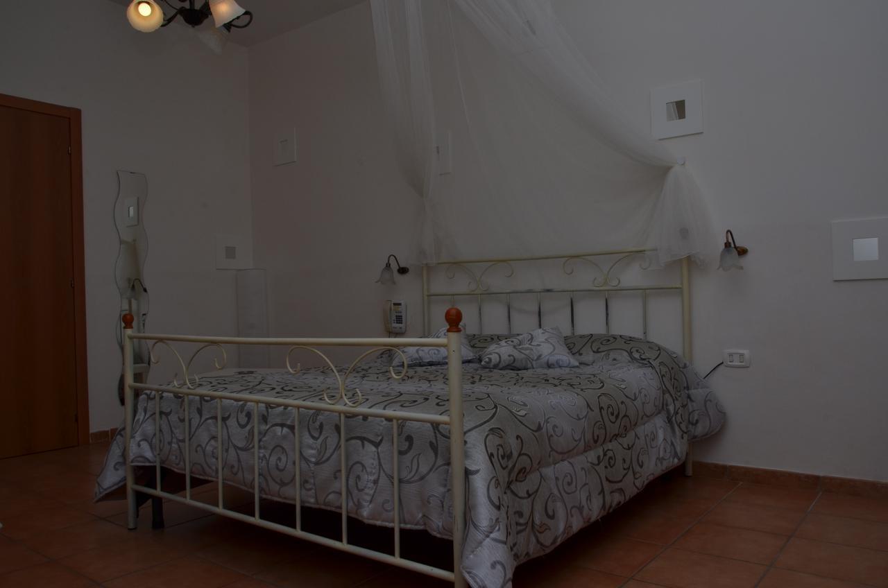 Hotel Stefany Lago Patria Esterno foto