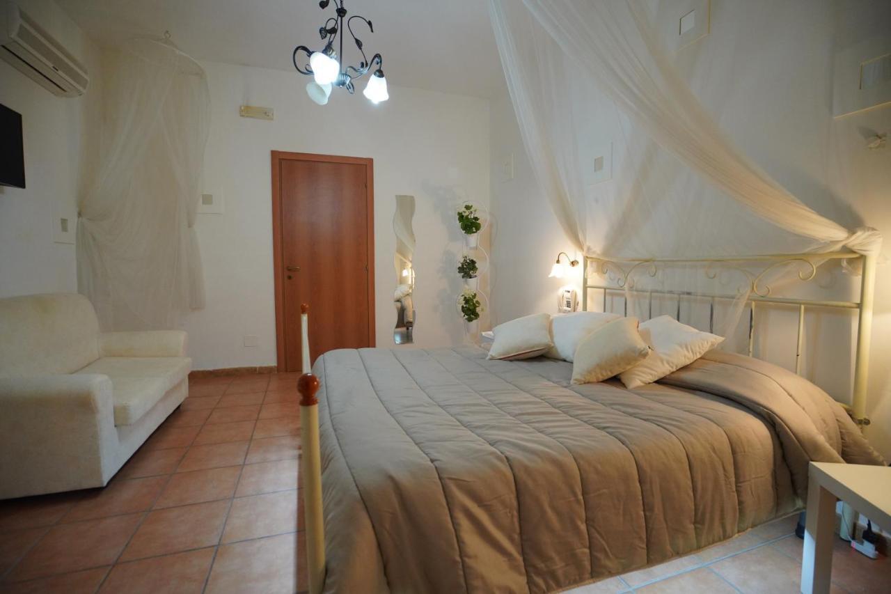 Hotel Stefany Lago Patria Esterno foto